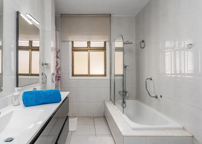 Casa Oroteanda بيت للعطل *